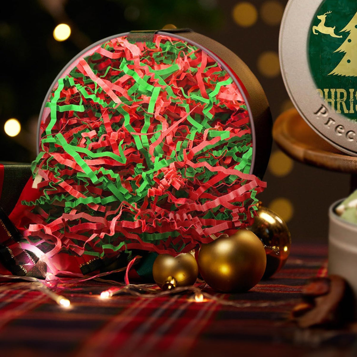 Uptotop 1/2LB Crinkle Cut Paper Shred Filler for Gift Wrapping Basket Filling, Birthday, Christmas, Thanksgiving, Wedding, Mother's Day, Red and Green (8 oz)